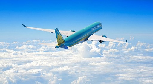 Di chuyển đến Ghềnh Ráng Tiên Sa bằng máy bay
