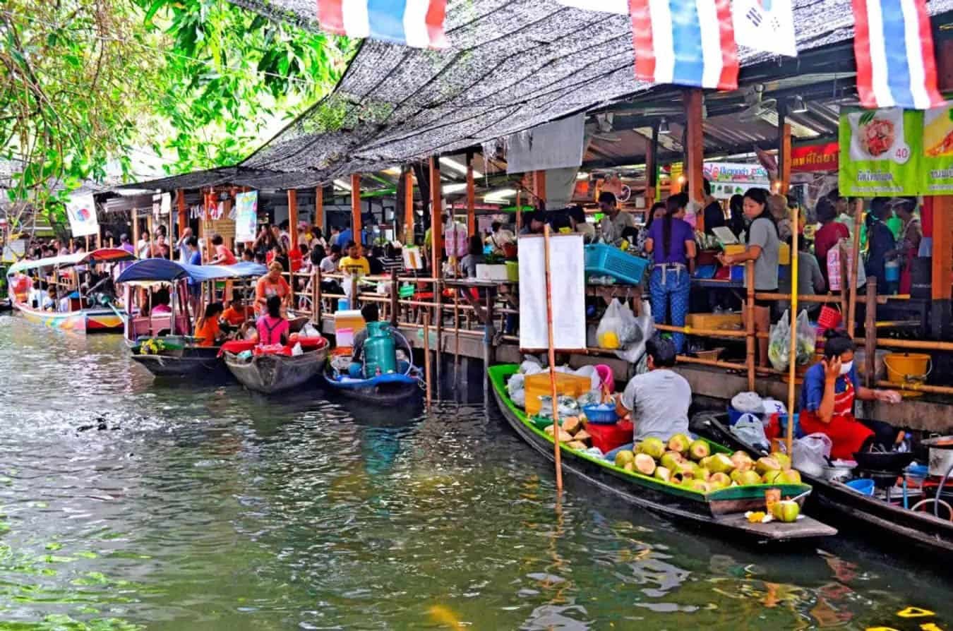 hoạt động bạn có thể tham gia ở Chợ nổi Damnoen Saduak
