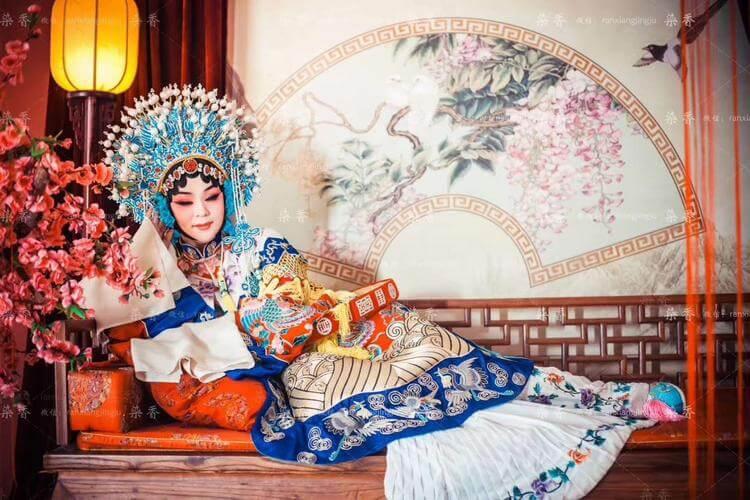 Văn hóa ứng xử