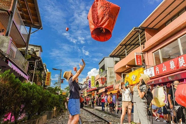 Phố cổ Lộc Cảng