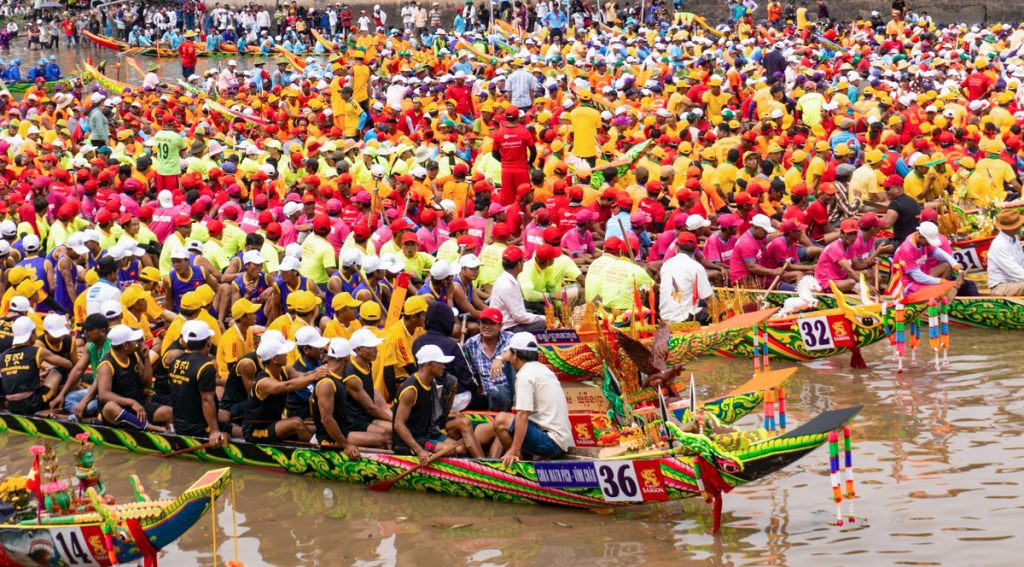 du-lich-mien-tay-thang-12-mua-le-hoi-dac-sac-nhat-nam