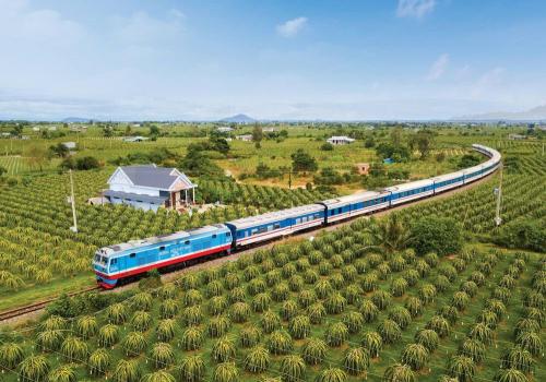 tour-tau-lua-ninh-chu-dao-binh-hung-3n2d