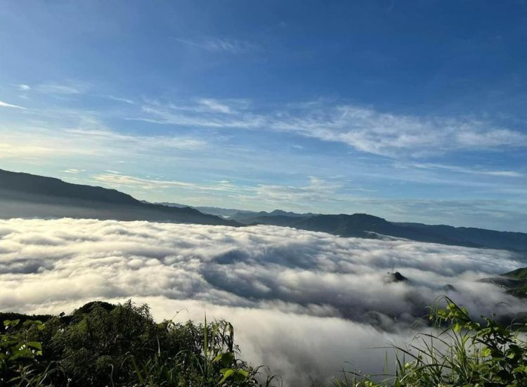 Săn mây Măng Đen
