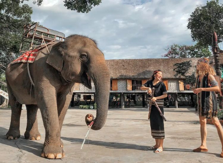 Du lịch Buôn Mê Thuột giá rẻ 3