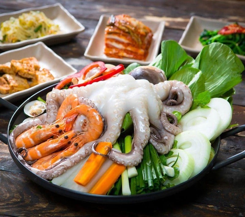 thủy sản tươi tại hồ lugu