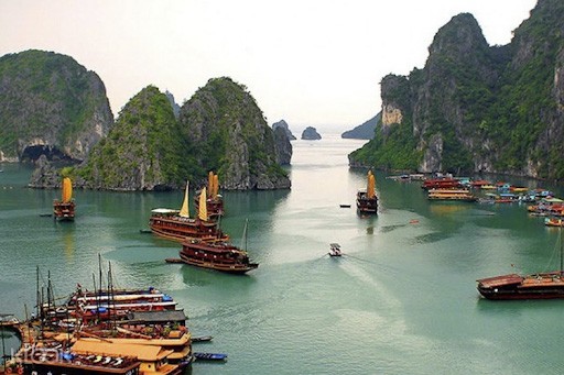 Đi du lịch Hạ Long theo tour