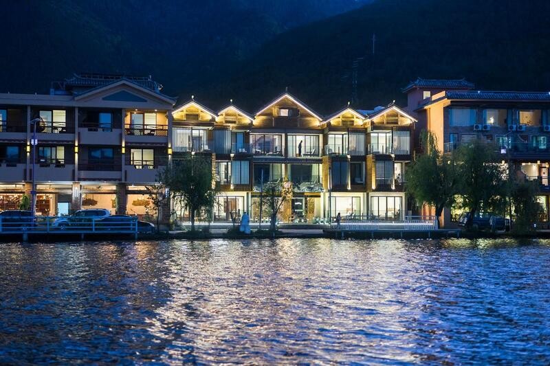 resort hồ Lugu