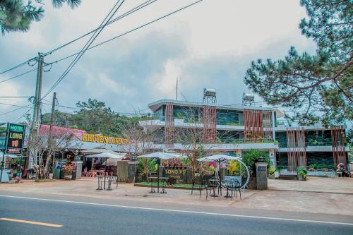 Review Long Vũ Hotel Măng Đen