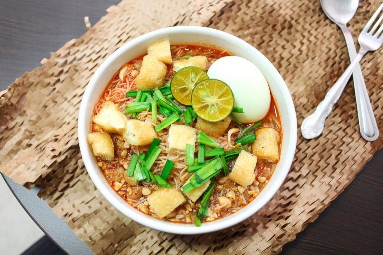 Mỳ Xiêm Mee Siam - Du lịch Malaysia 4 ngày