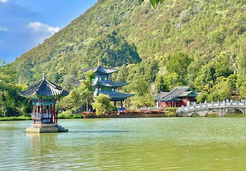 Giá vé tham quan tại công viên Hắc Long Đàm Lệ Giang