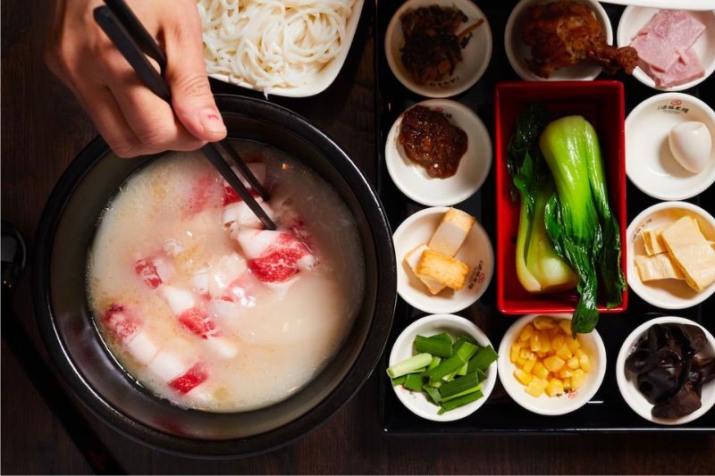 nguyên liệu bún qua cầu Vân Nam