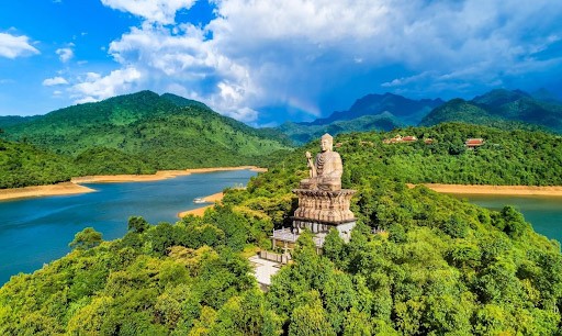 Du lịch Thiền Viện Trúc Lâm Huế vào mùa nào