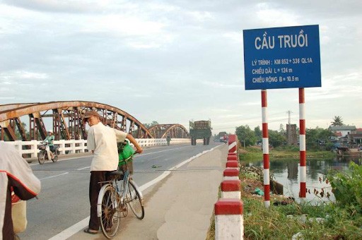Du lịch Thiền Viện Trúc Lâm Huế - cầu Truồi