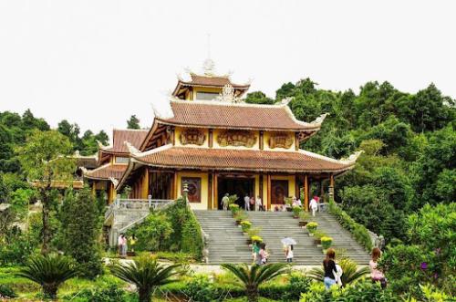 Review chuyến du lịch Thiền Viện Trúc Lâm Huế - nơi ước đến, chốn mong về