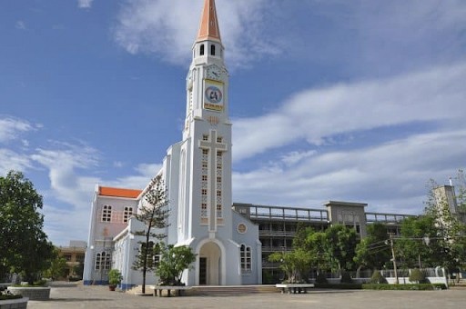 Nhà thờ chính tòa Quy Nhơn