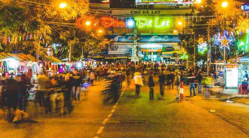 Chợ đêm Đà Lạt