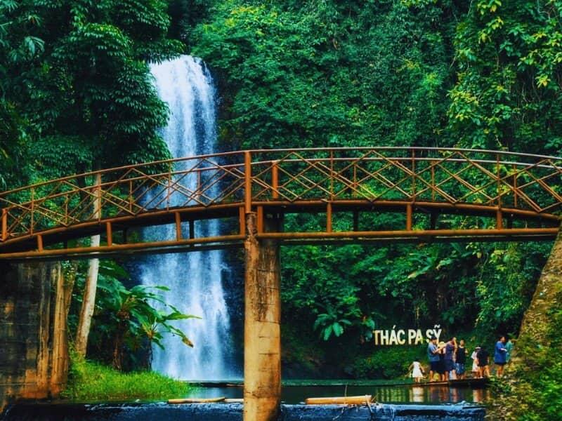 Vẻ đẹp thanh bình của Thác Pa Sỹ -  Chốn thiên nhiên thơ mộng tại Măng Đen