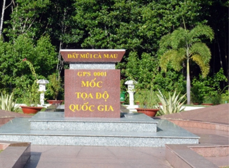 Mốc tọa độ quốc gia GPS 0001 Check-in mốc tọa độ GPS 0001 trong tour Đất Mũi Cà Mau