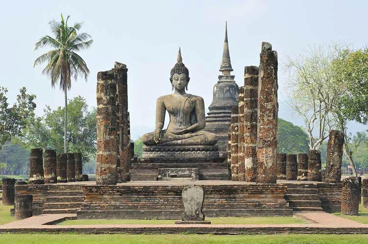 Chùa Wat Mahathat - Ngôi chùa lâu đời bậc nhất tại Thái Lan