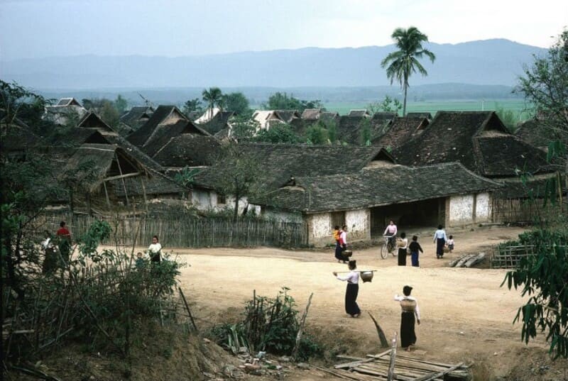 Lịch sử phát triển của Tây Song Bản Nạp