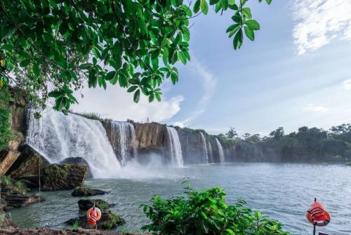 Đi Buôn Mê Thuột cần chuẩn bị gì? Cẩm nang chi tiết cho chuyến đi trọn vẹn
