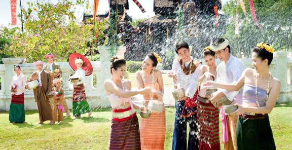 Tết Cổ truyền Bunpimay