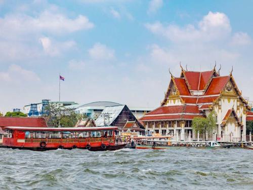 Chùa Wat Rakhang - vẻ đẹp ngôi chùa của những chiếc chuông