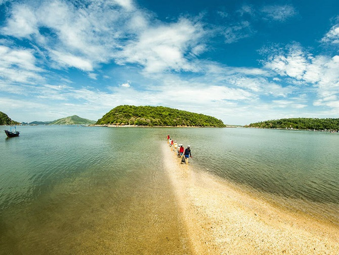 Nhất Tự Sơn Phú Yên