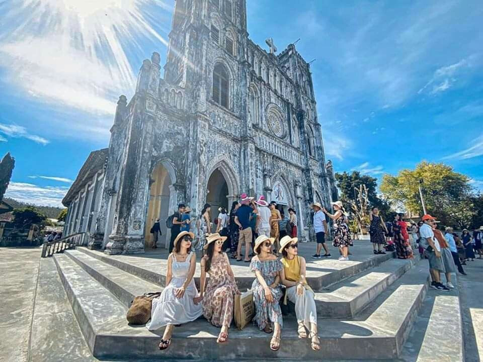Nhà thờ Mằng Lăng