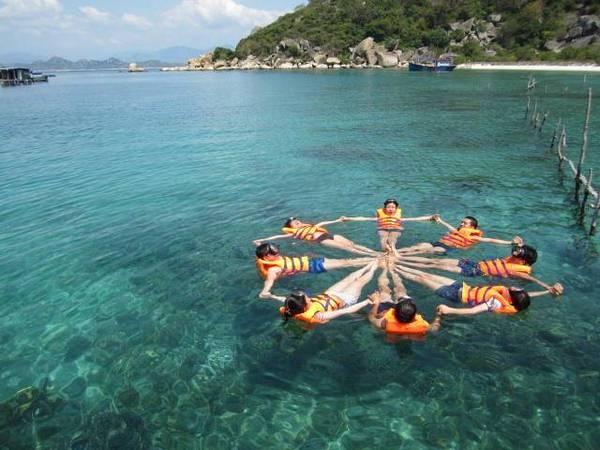 Check-In Thần Sầu Tại Floating Lounge Nha Trang