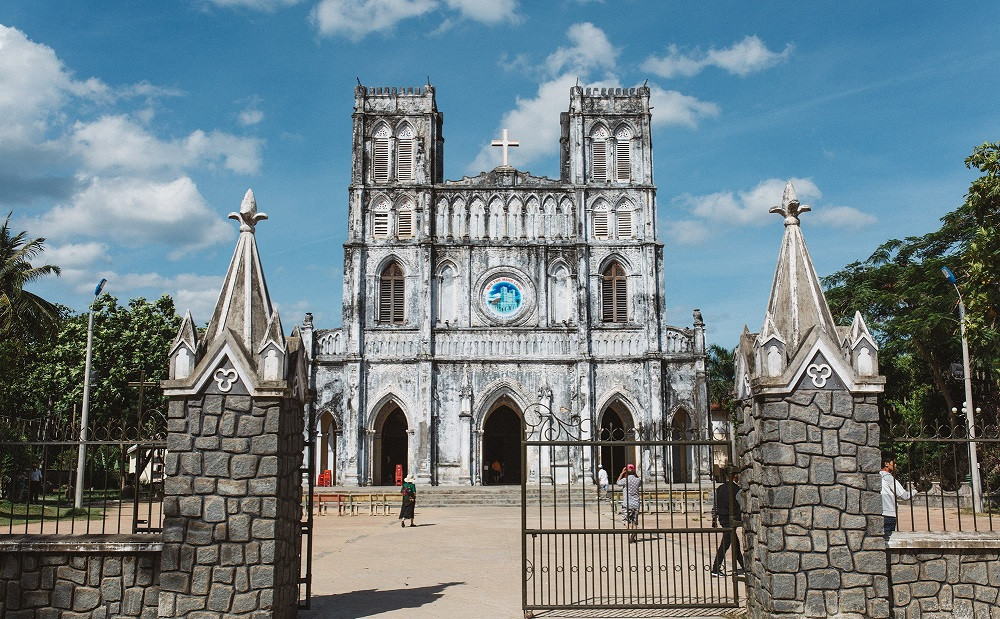 Nhà thờ Mằng Lăng Nhà thờ Mằng Lăng