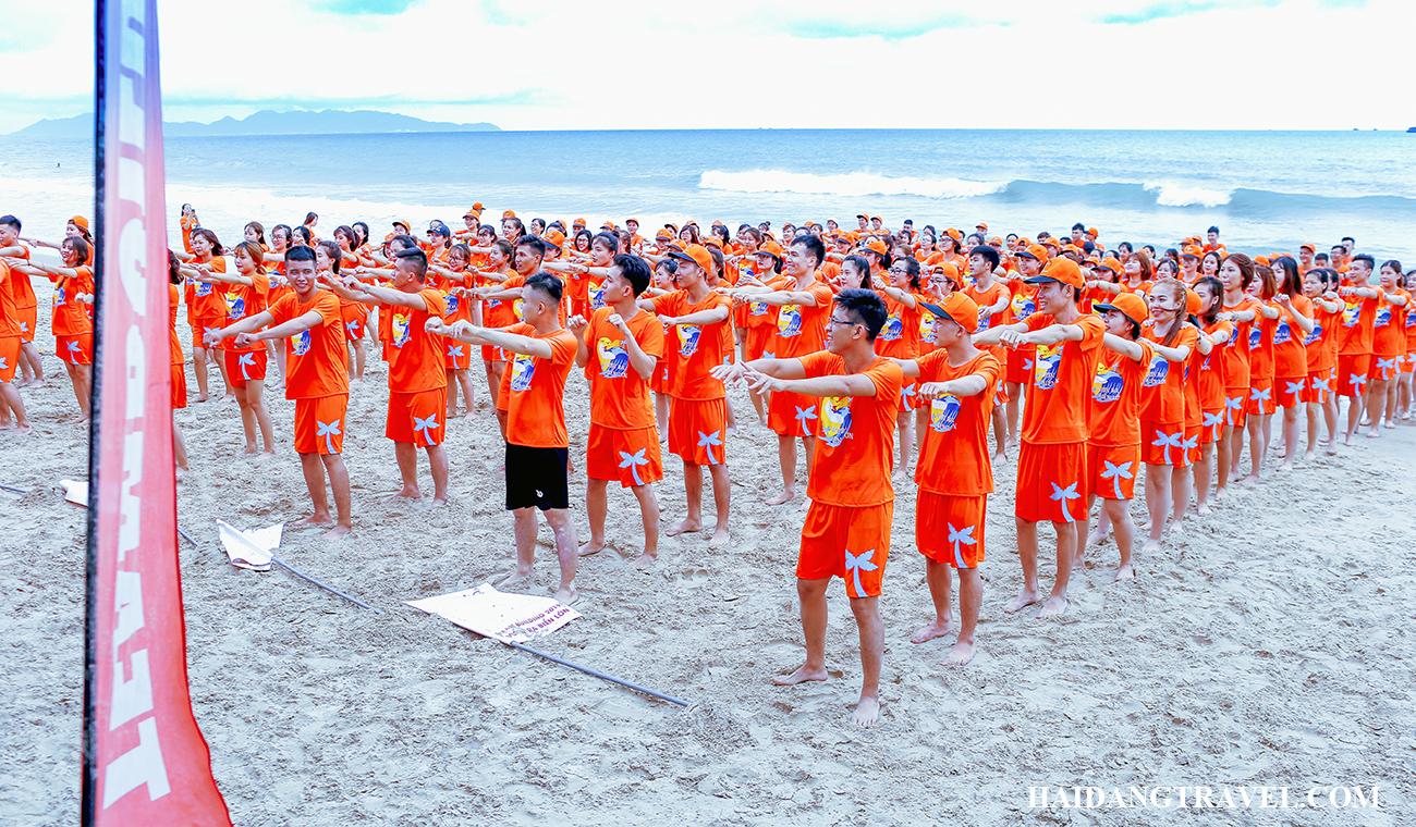 Công ty Gumac thể hiện tinh thần teamwork của mình như thế nào?
