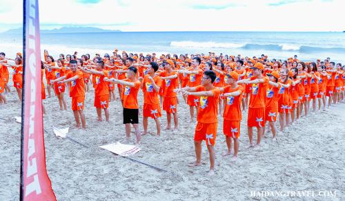 Công ty Gumac thể hiện tinh thần teamwork của mình như thế nào?