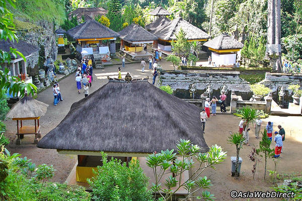 top-5-ngoi-den-dao-bali-ivivu-8