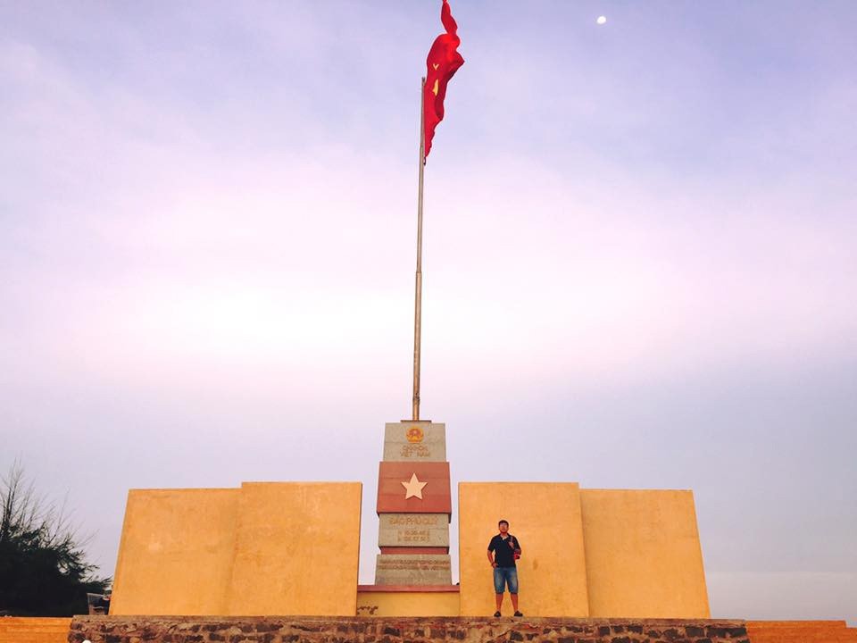 Ngọn Hải Đăng – Núi Cấm
