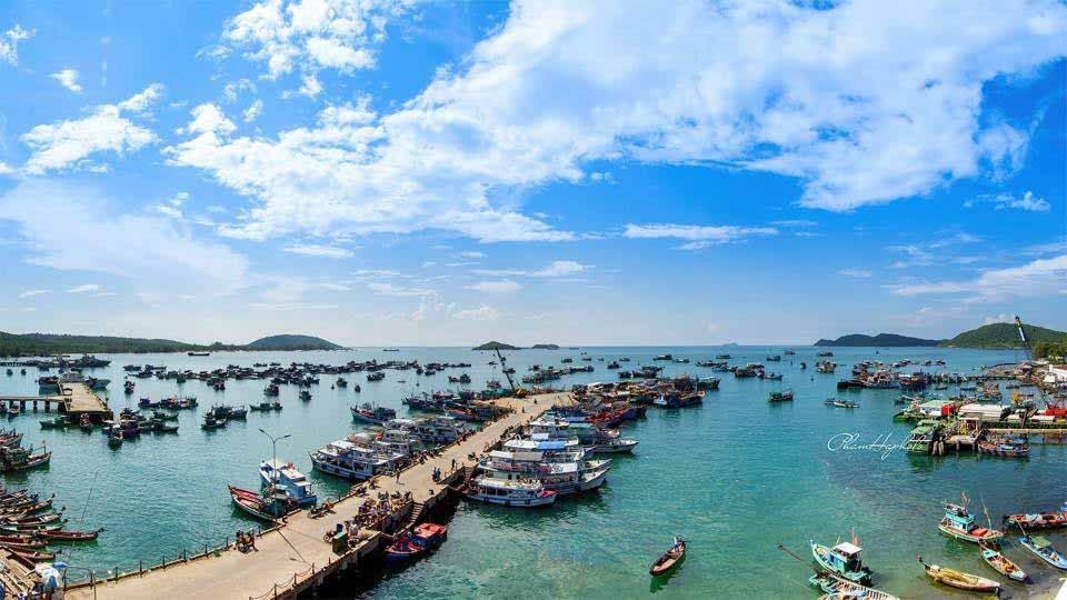 bãi tàu tại phú quốc