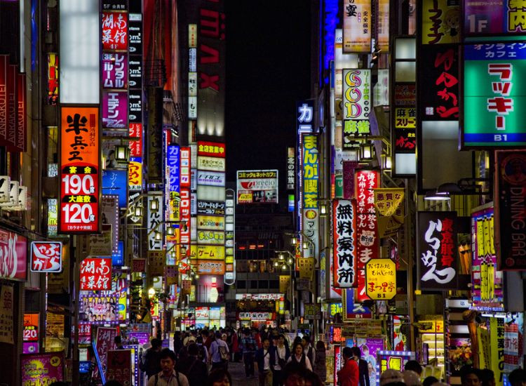 Akihabara và thế giới Anime – Manga đầy sắc màu mua đồ điện tử Nhật 2